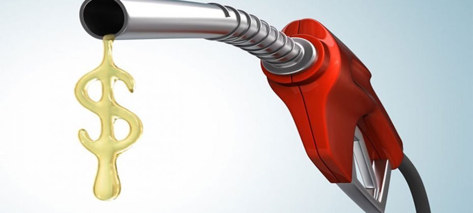 Petrobras anuncia aumento de 1,40% no preço da gasolina e de 1,80% no diesel