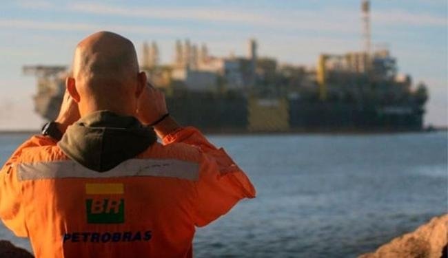 Transpetro abre concurso público para quadro de mar da companhia