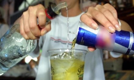 Confira os ricos de misturar bebidas alcóolicas com energéticos