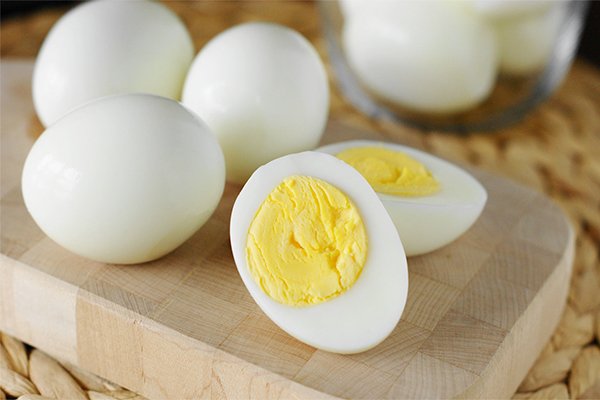 Comer um ovo por dia pode proteger o coração, sugere estudo