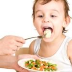 Dieta vegana para crianças: veja as vantagens e desvantagens