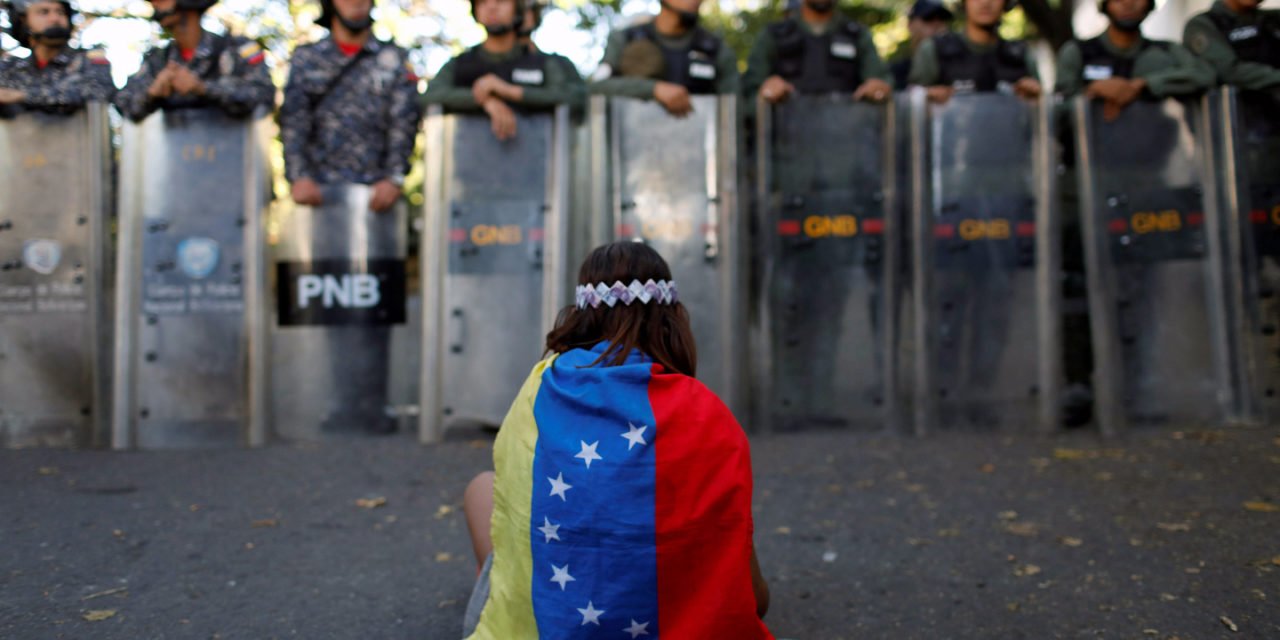 Protestos na Venezuela em meio ao impasse entre Maduro e Guaidó
